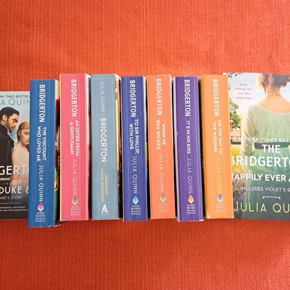 Bridgerton Book Series by Julia Quinn - Picture 2 of 3